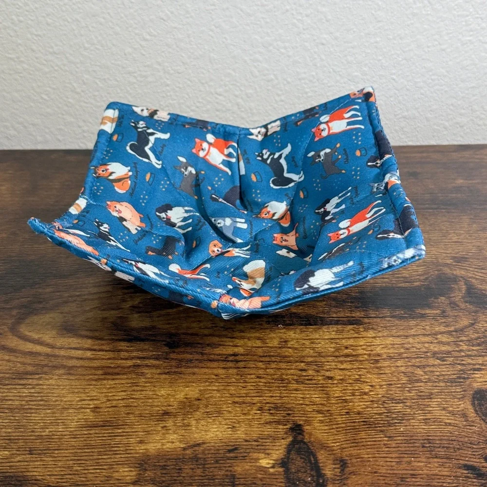 Microwave Bowl Pot Holder with Cute Dog Pattern